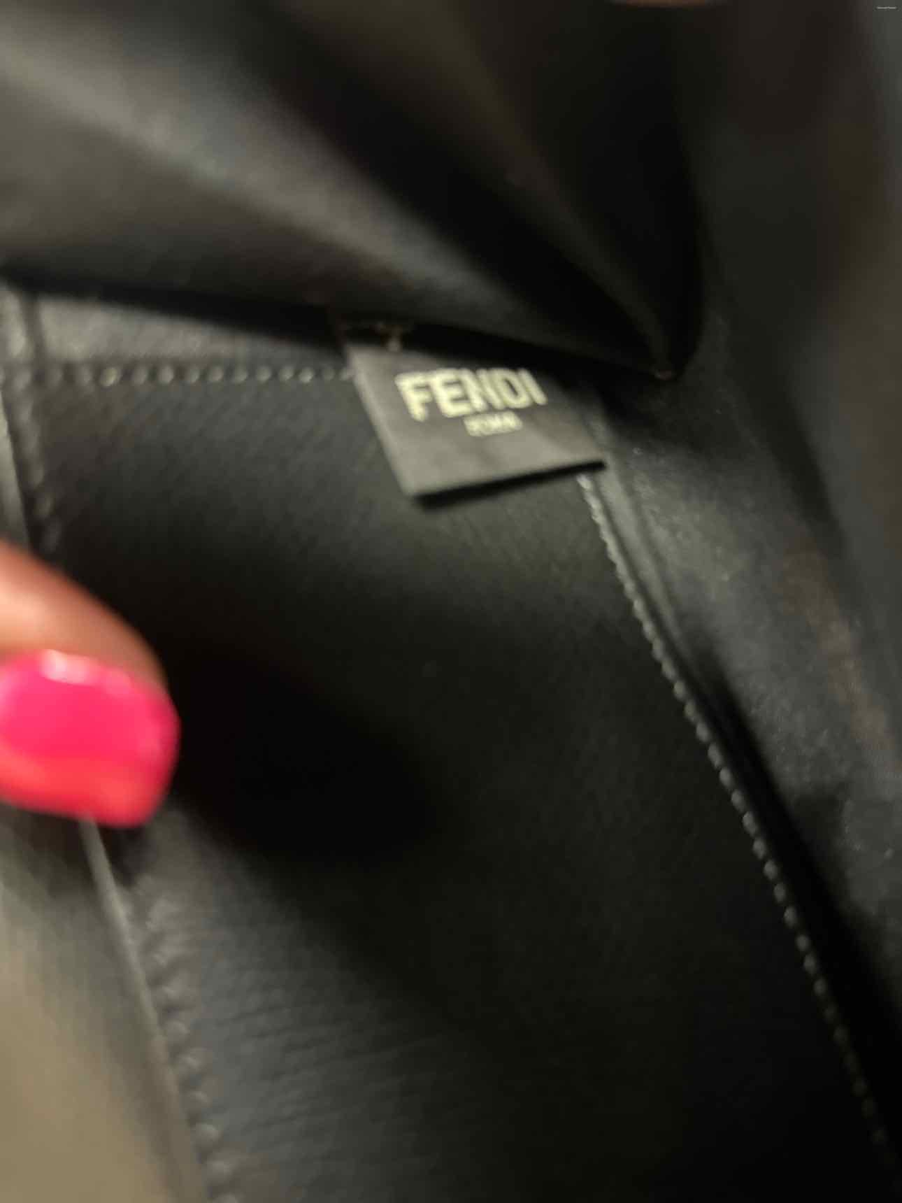Fendi Size Small Black Handbags