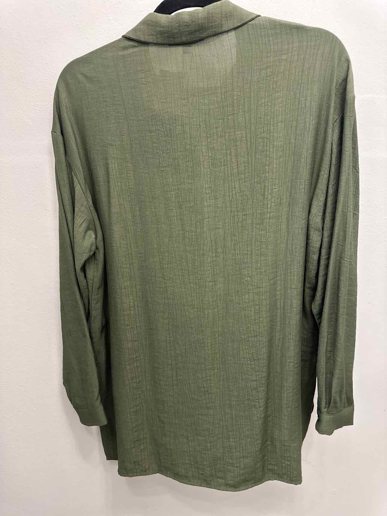 Adrianna Papell Size XS Olive Top