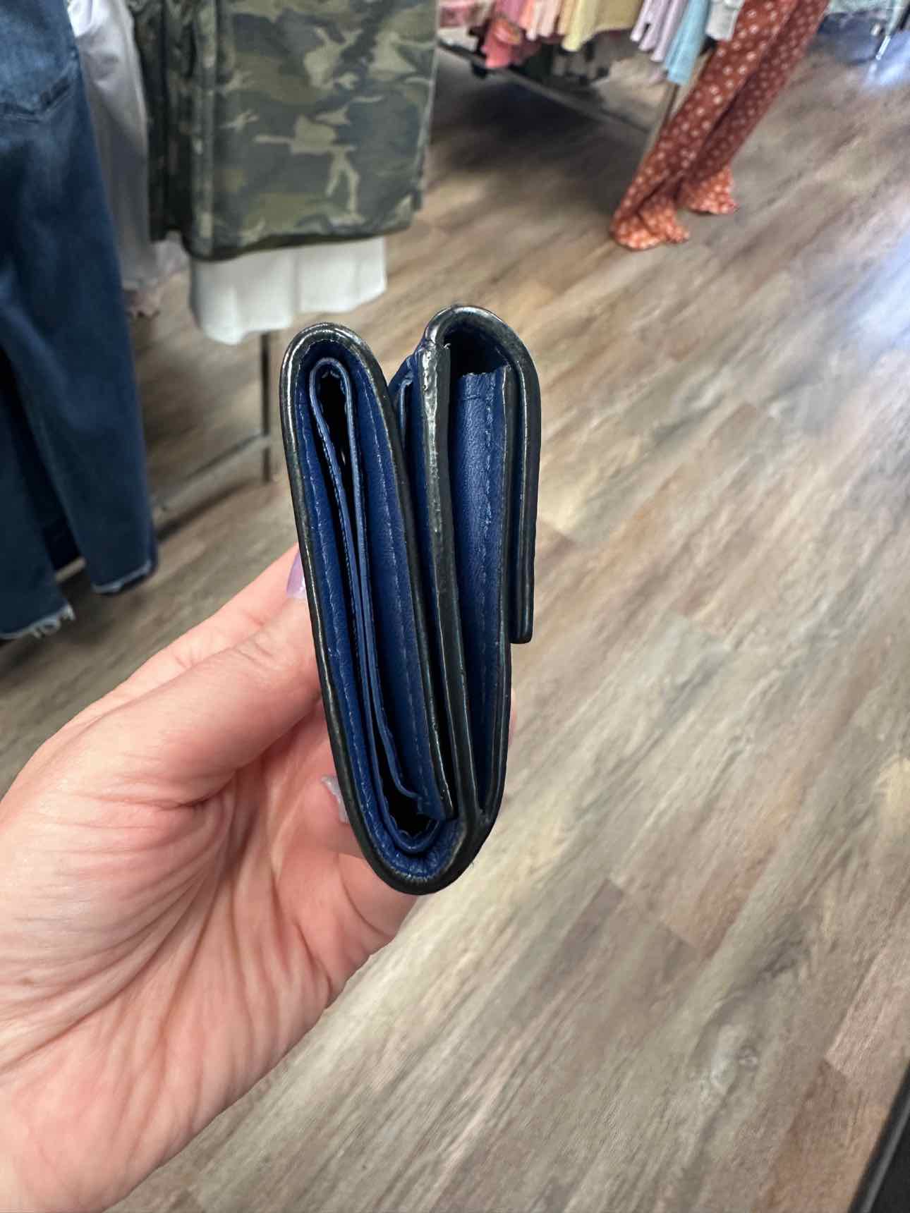 Louis Vuitton Size XS Discovery Compact Blue Tiagarama Trifold Wallet