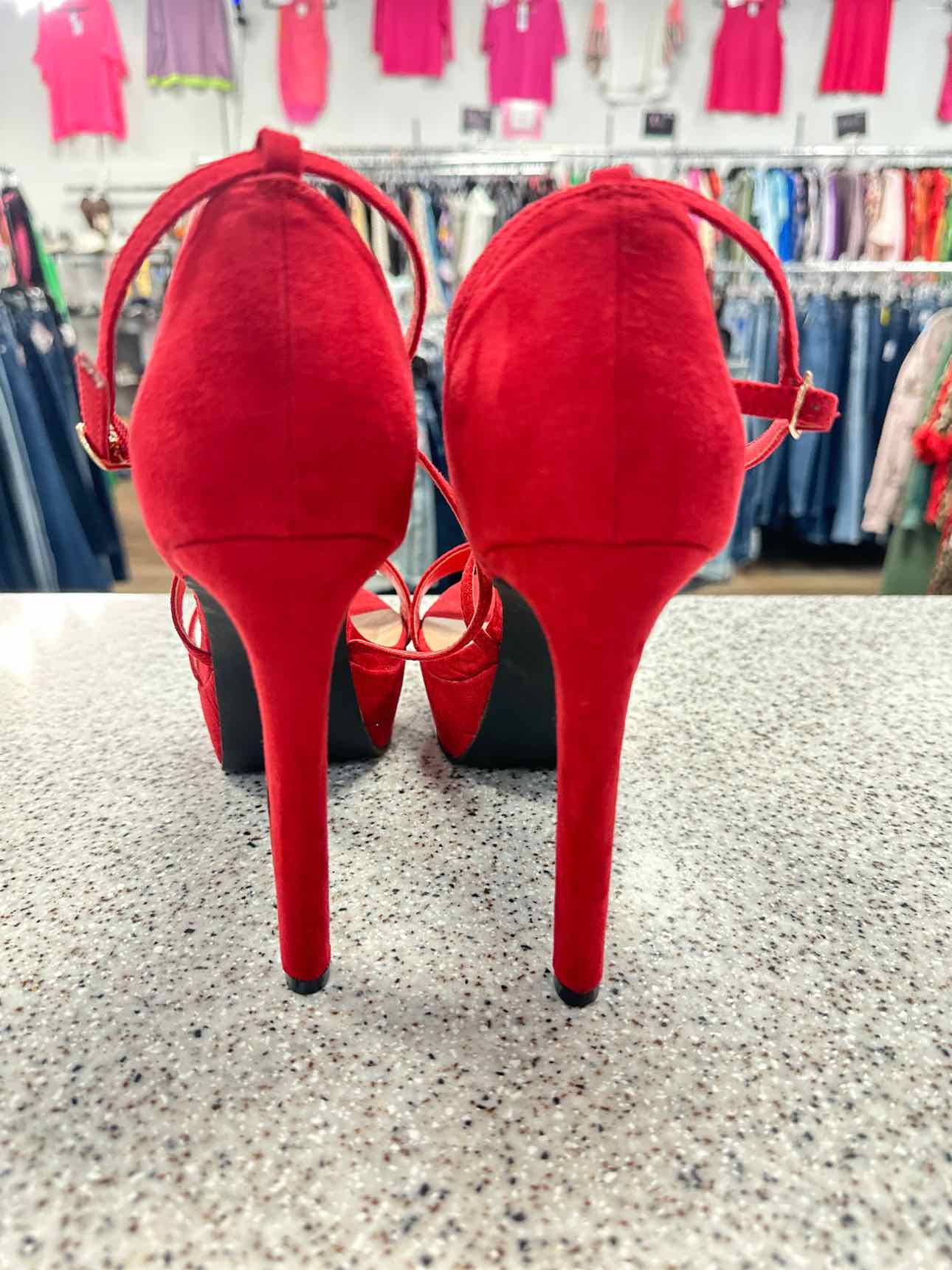 Shoedazzle Size 9 Red Faux Suede Platform Strappy 5" Heels Sandal