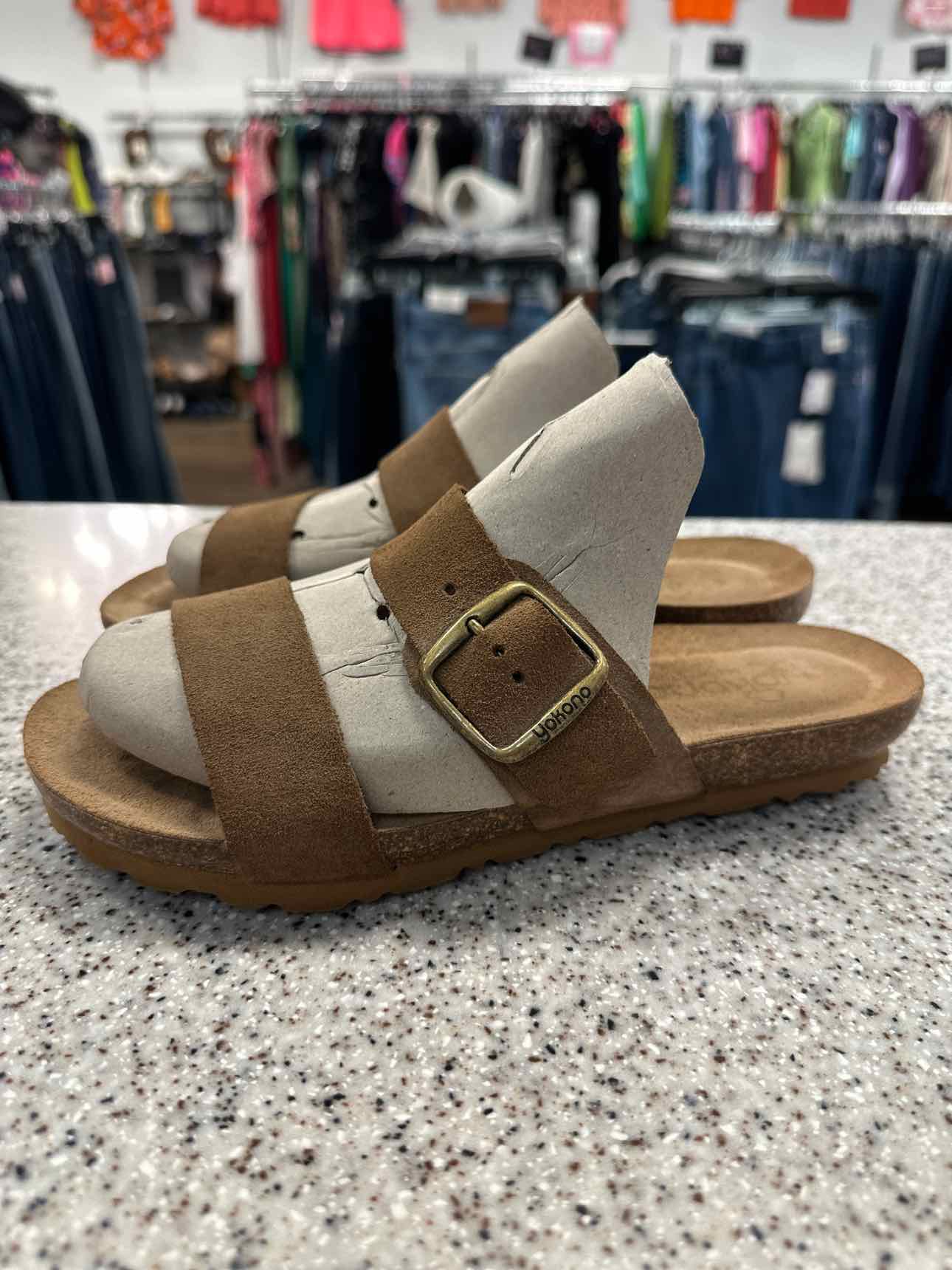 Yokono Size 7.5 Tan sandal