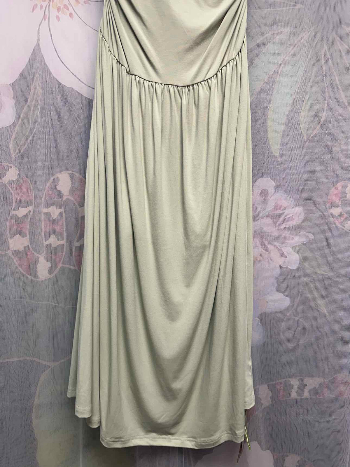 OGL NEW NWT Stretch Sleeveless Maxi Built-in-Bra Size Large Sage Dress