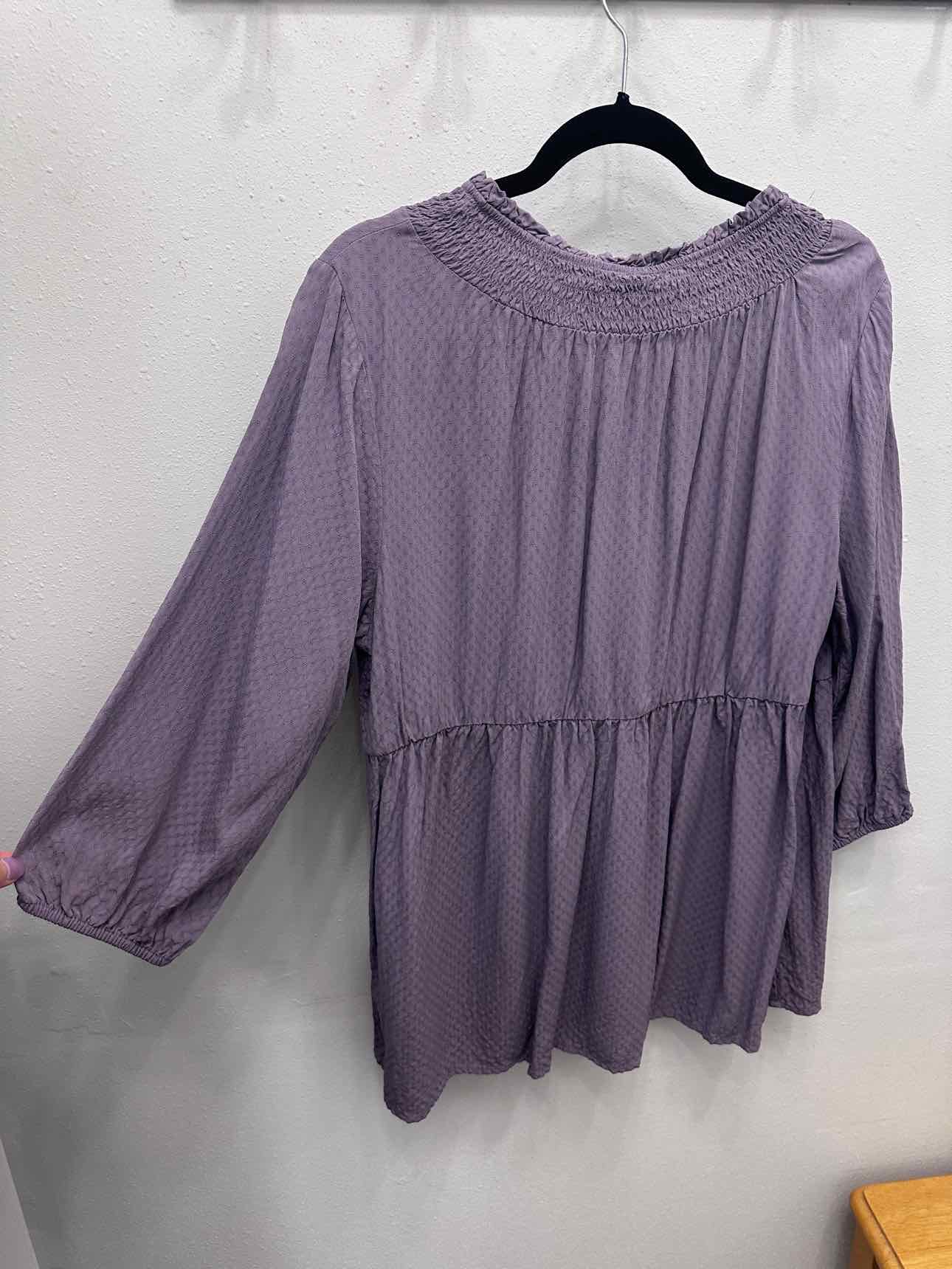 Ingrid + Isabel Size 2X Dusty Lavender Peplum Blouse Top