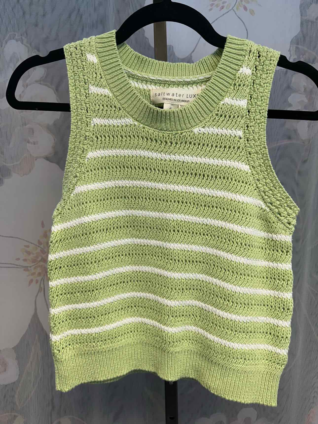 Saltwater Luxe Size Small Green/White Top