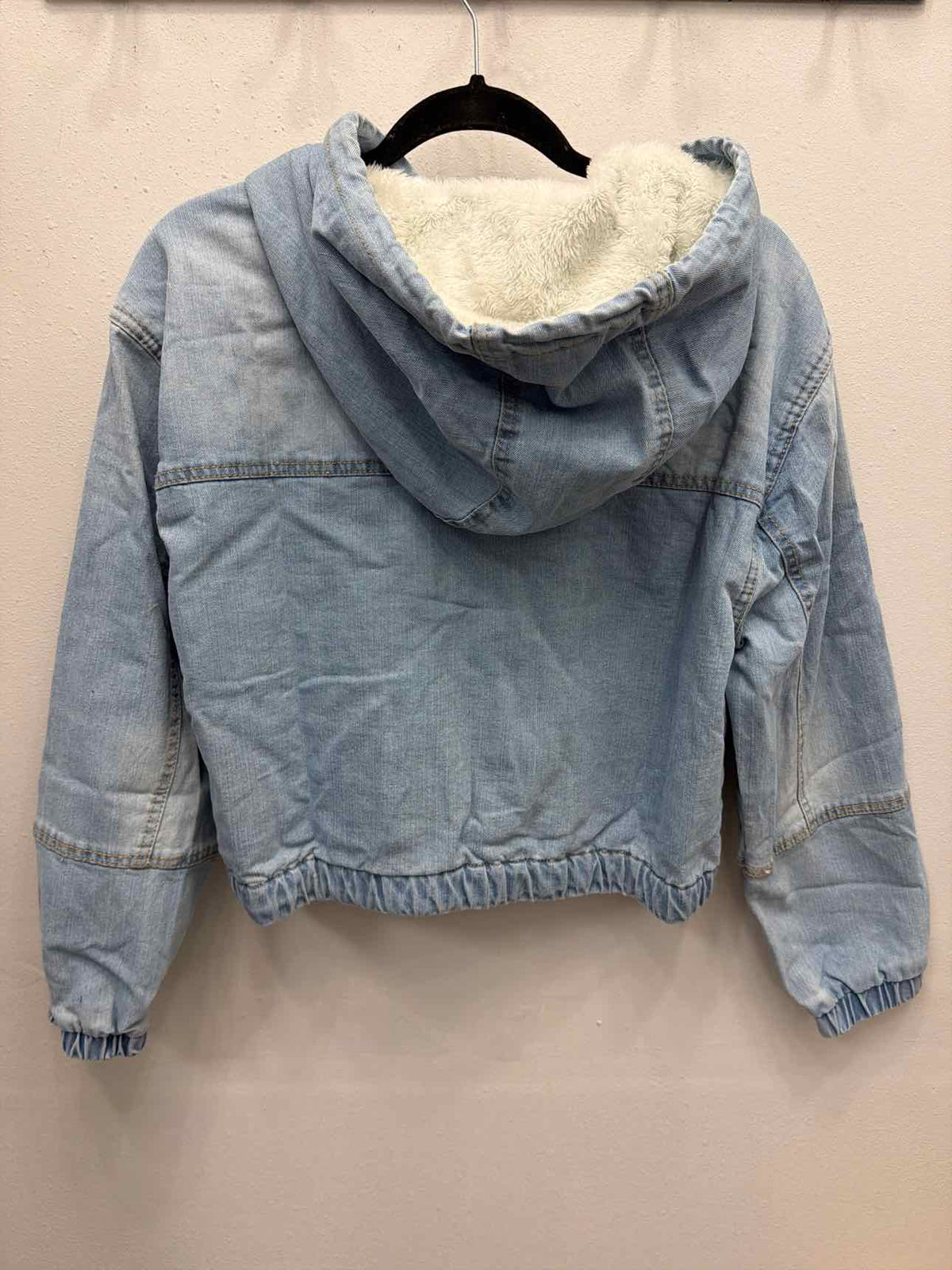 BHJ California Cropped Hooded Sherpa Lined Zip Up Denim Coat