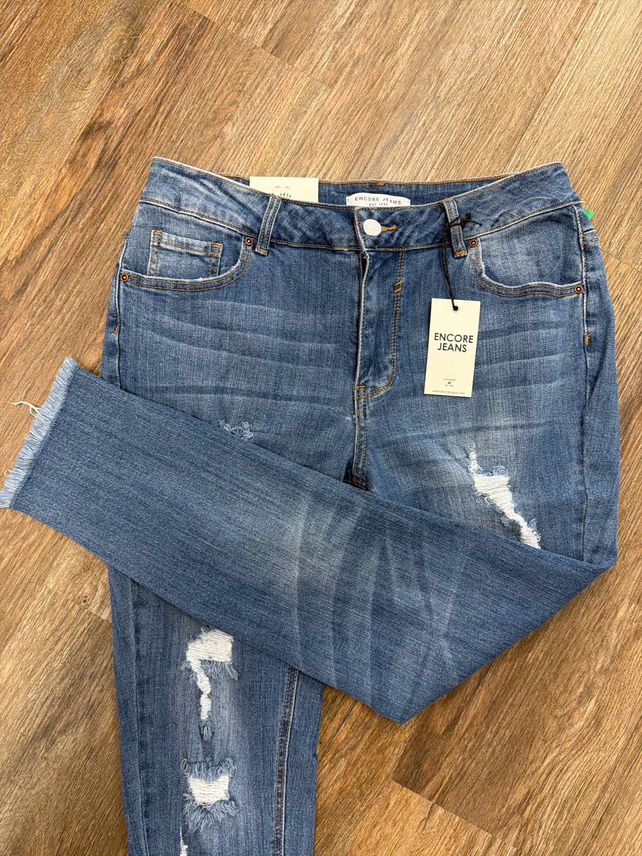 Encore Jeans Size XL NEW Mid Rise Distressed Slit Fray Hem Anklet Denim Jeans
