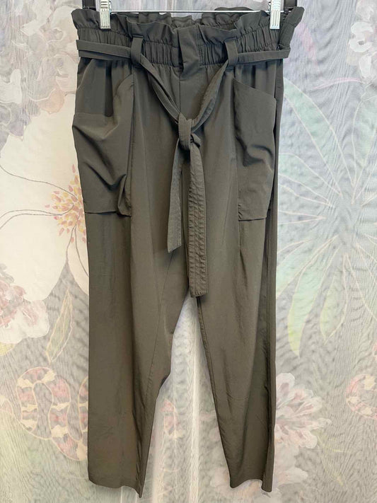 Athleta Paperbag Belted Lightweight Nylon Size 6 Grey Pants