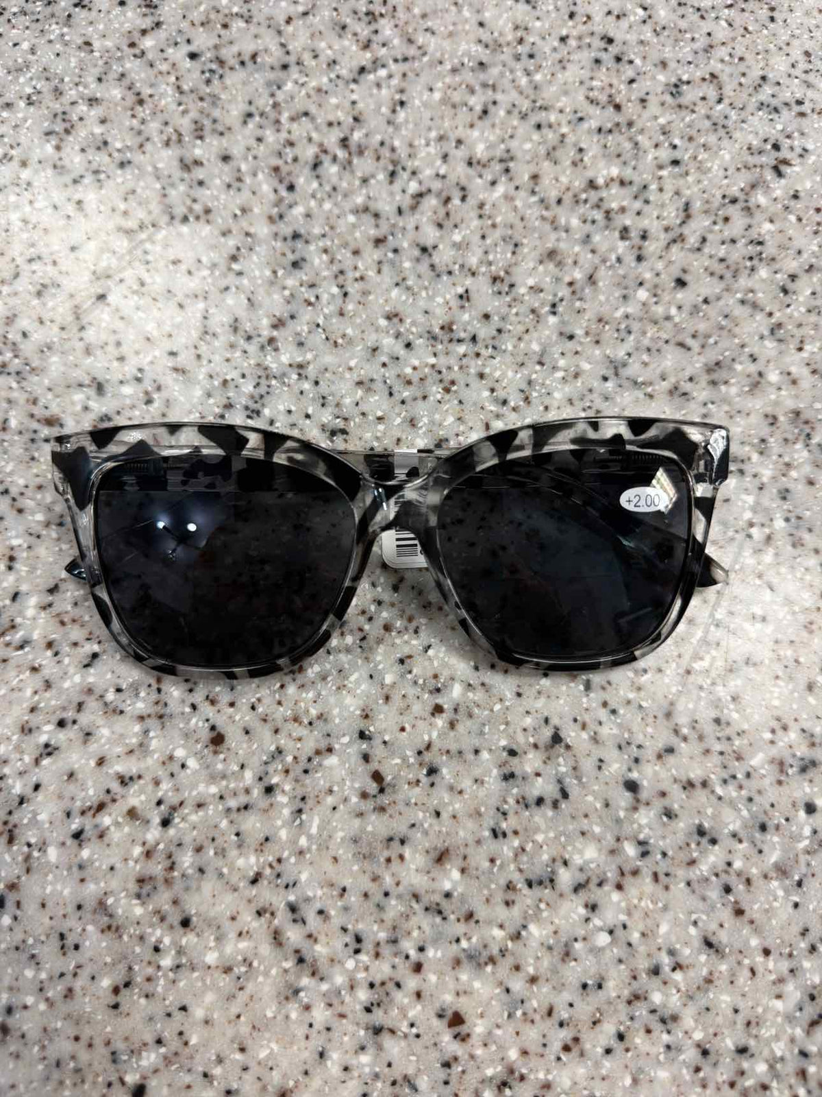 Leopard Frame Cheater Reader Bi-Focal Sunglasses