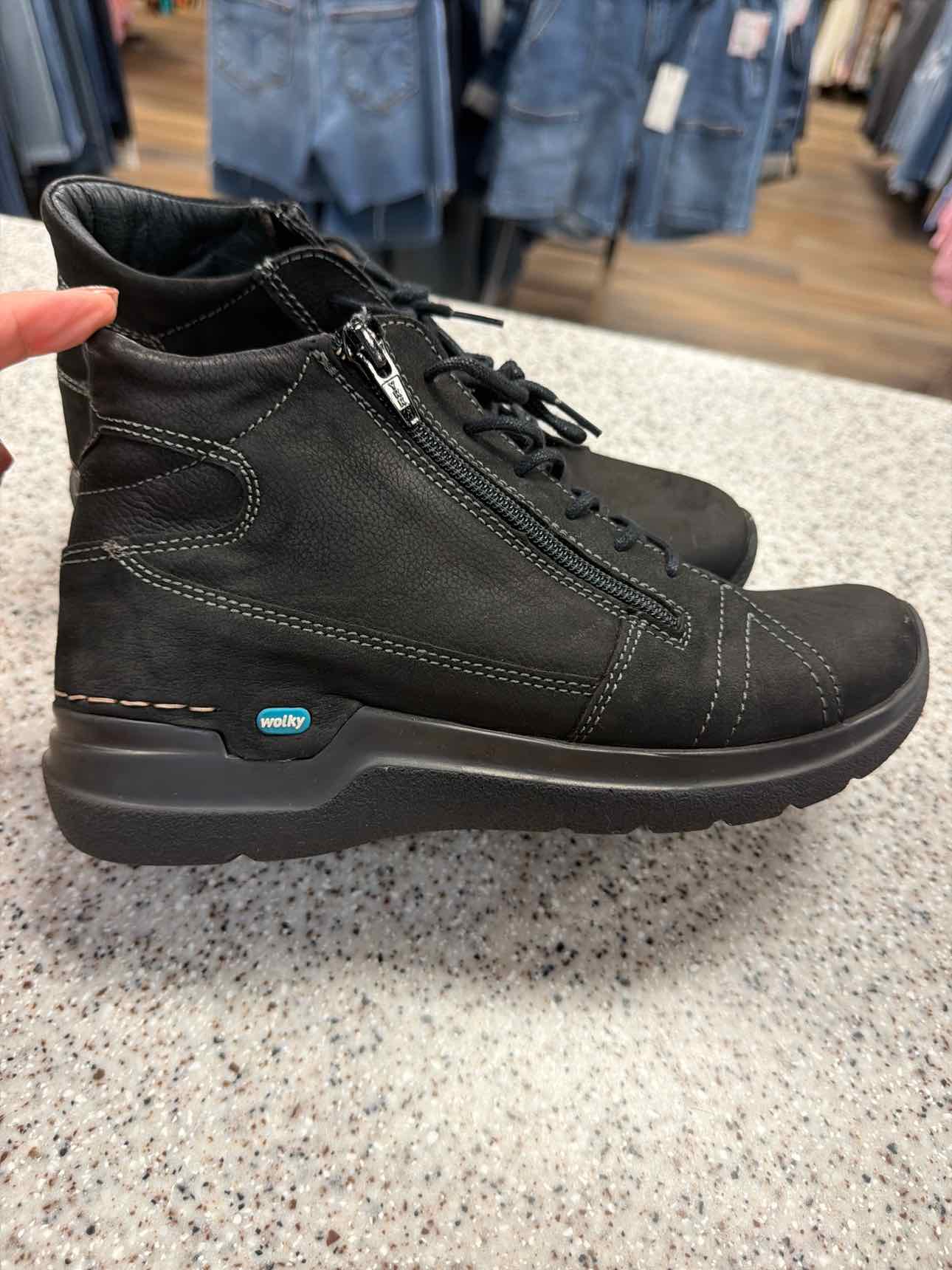 wolky Size 38 Women's Why Side Zipper Sneaker Booties Black Shoes