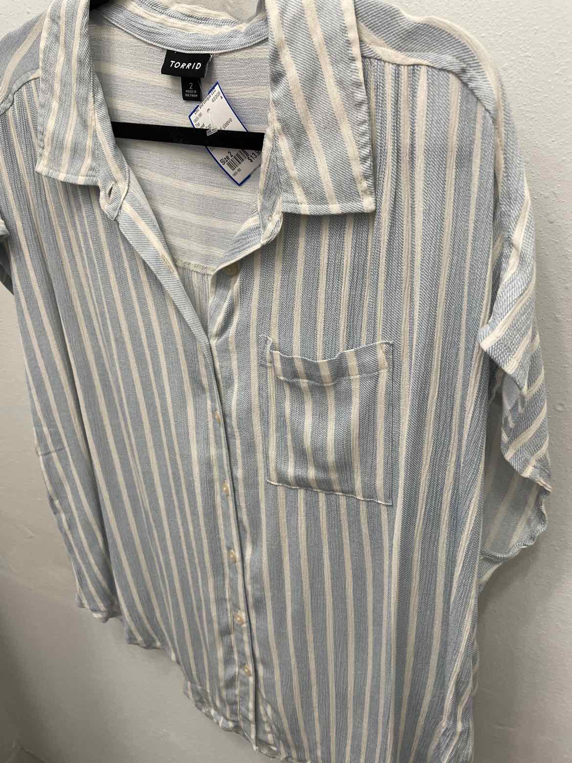 Torrid Size 2 Blue Top