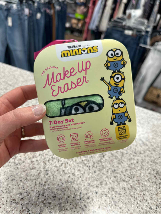 The Original Make Up Eraser Minions 7 Day Set