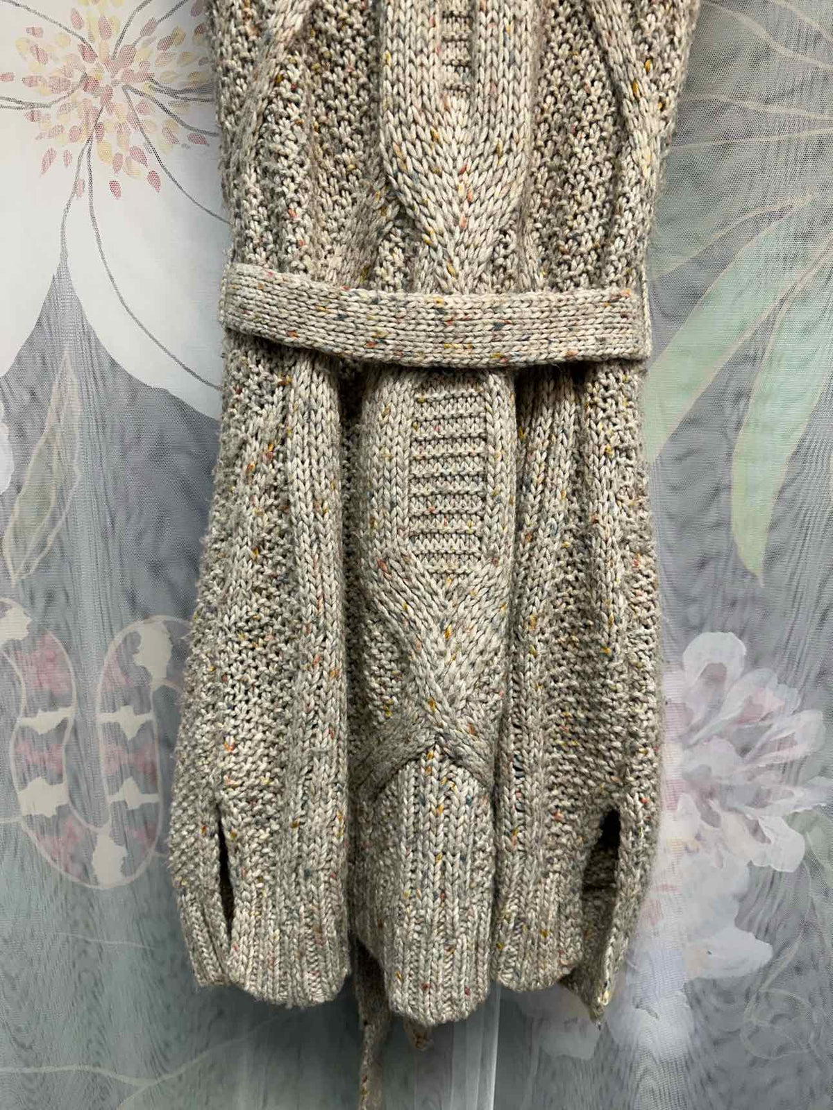 Angel of the North Wool Blend Cable Knit Faux Fur Hood Size Small Brown Vest
