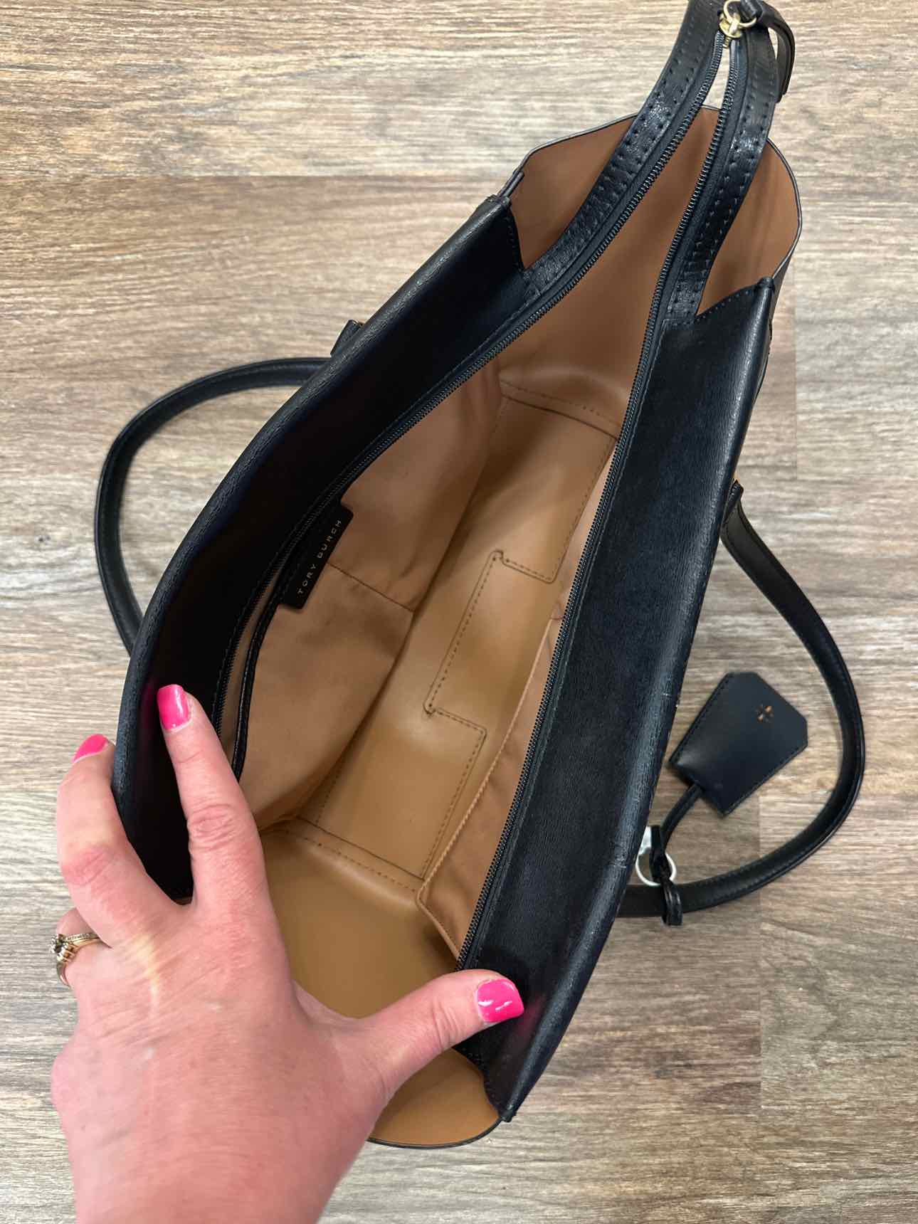Tory Burch Black Leather Shoulder Handbag