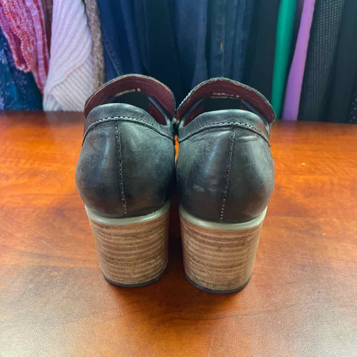 Freebird Chevelle Loafers Dark Leather Stitched Moc-Toe Size 8