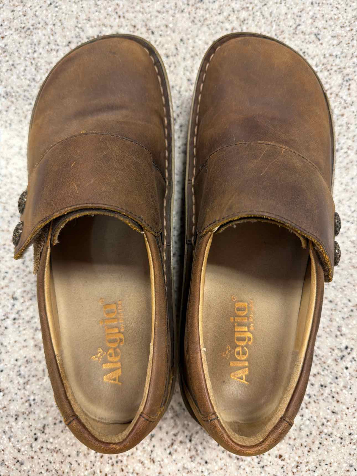 Alegria Size 39 Leather Comfort Slip-On Velcro with Button Brown Shoes