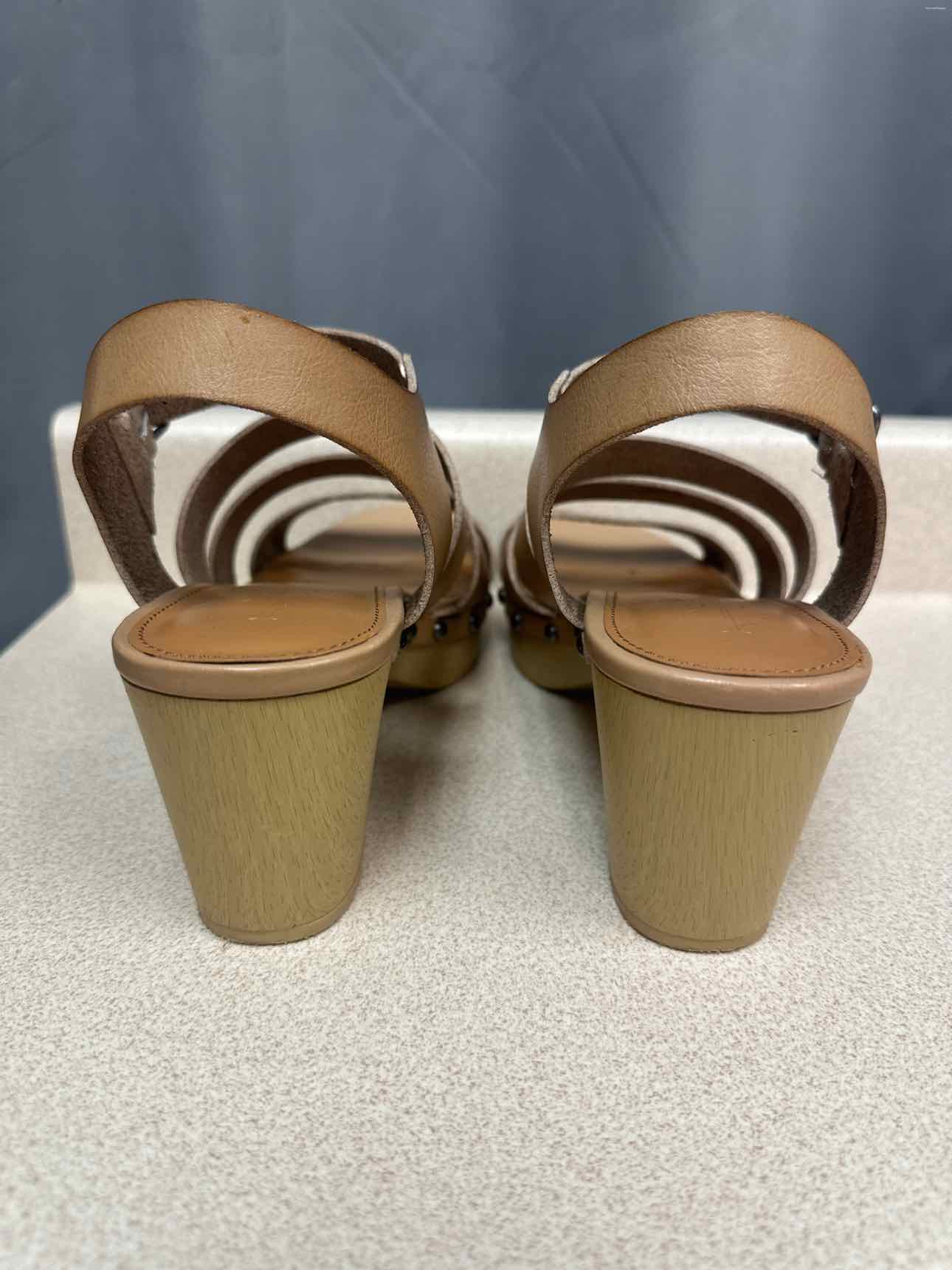 J. Crew Size 7 1/2 Tan sandal
