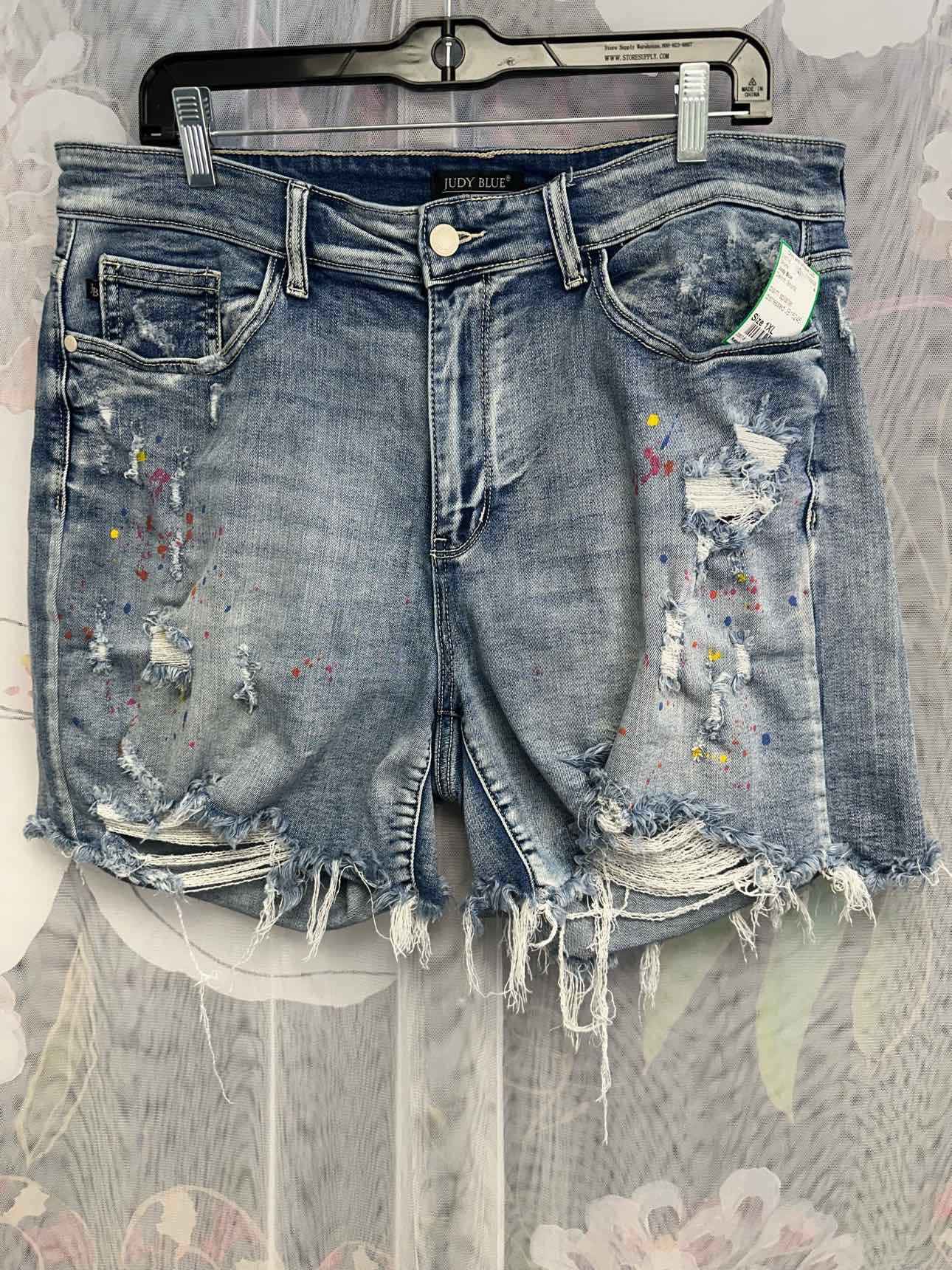 Judy Blue Paint Splatter Distressed Raw Hem Size 1XL Denim Shorts