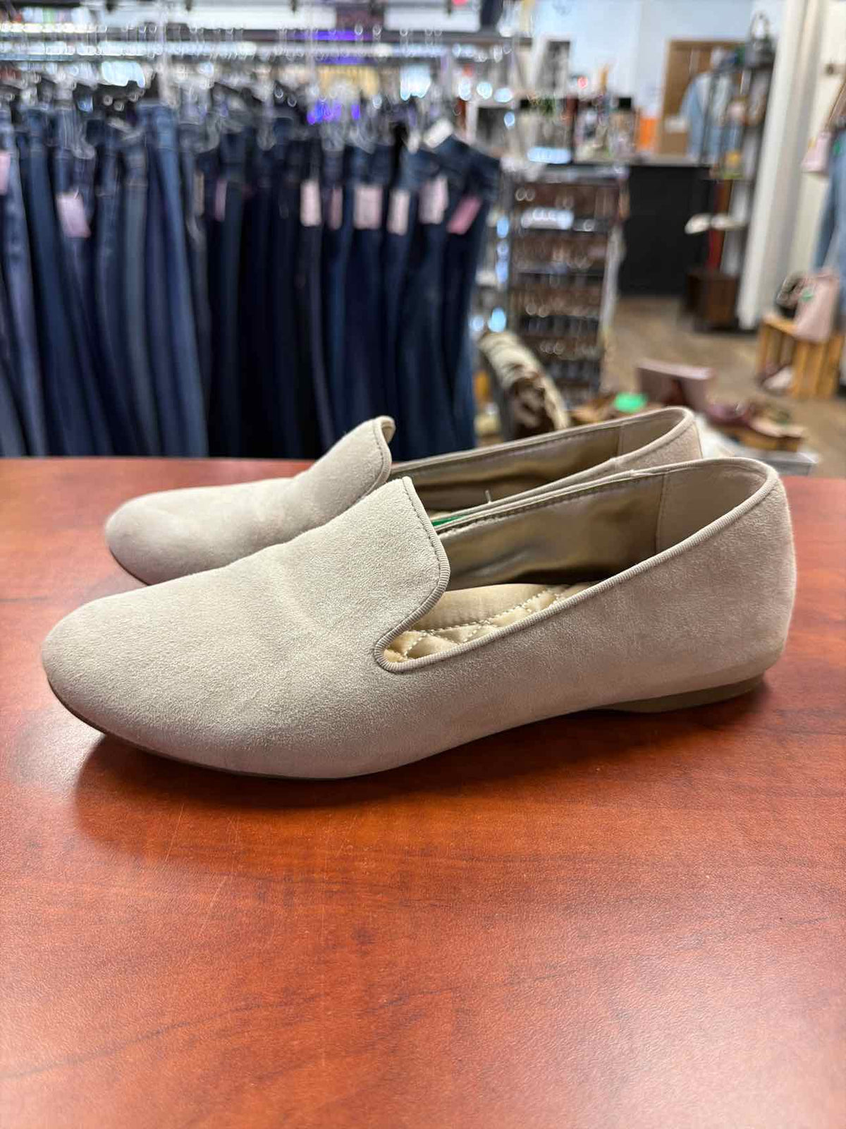 Birdies The Starling Loafers Gray Suede Finish Quilted Interior Size 6