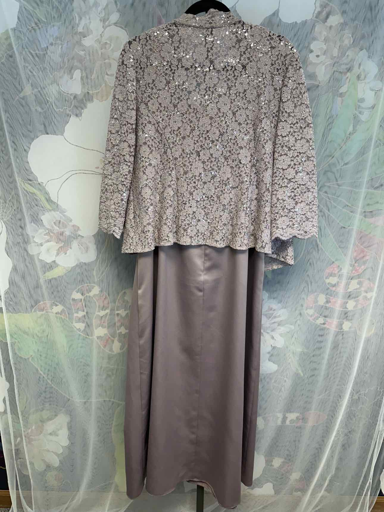 ALEX Evenings 16W Dusty Purple Formal Dress shimmer floral lace top, leg slit