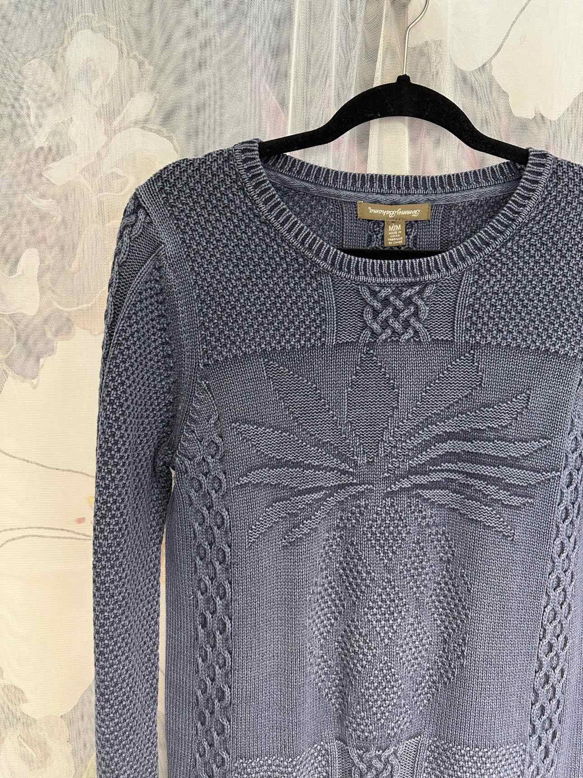 Tommy Bahama Sea Glass Cable Knit Pineapple Size Medium Dusty Blue Top