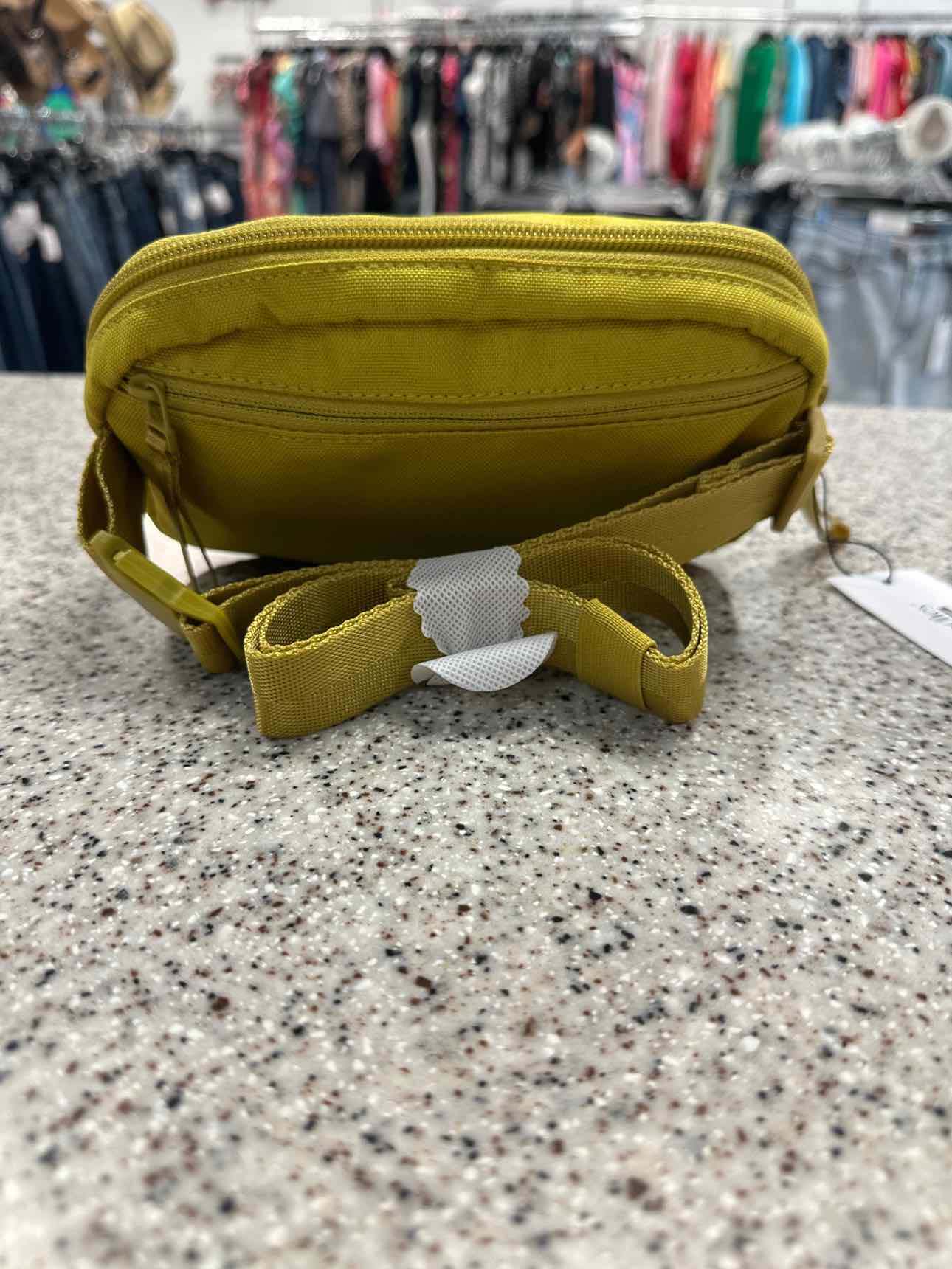 Vera Bradley Size Small Golden Olive Lighten Up Mini Belt Bag Handbags